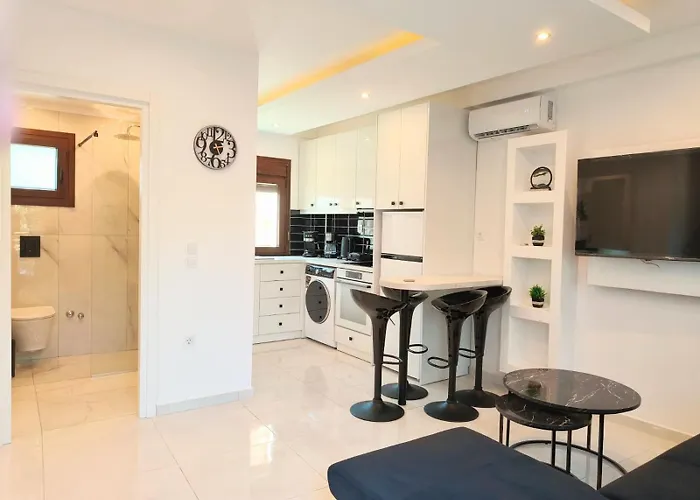 Chrisella Crystal Villa *