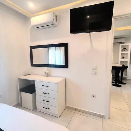 Chrisella Crystal Villa *